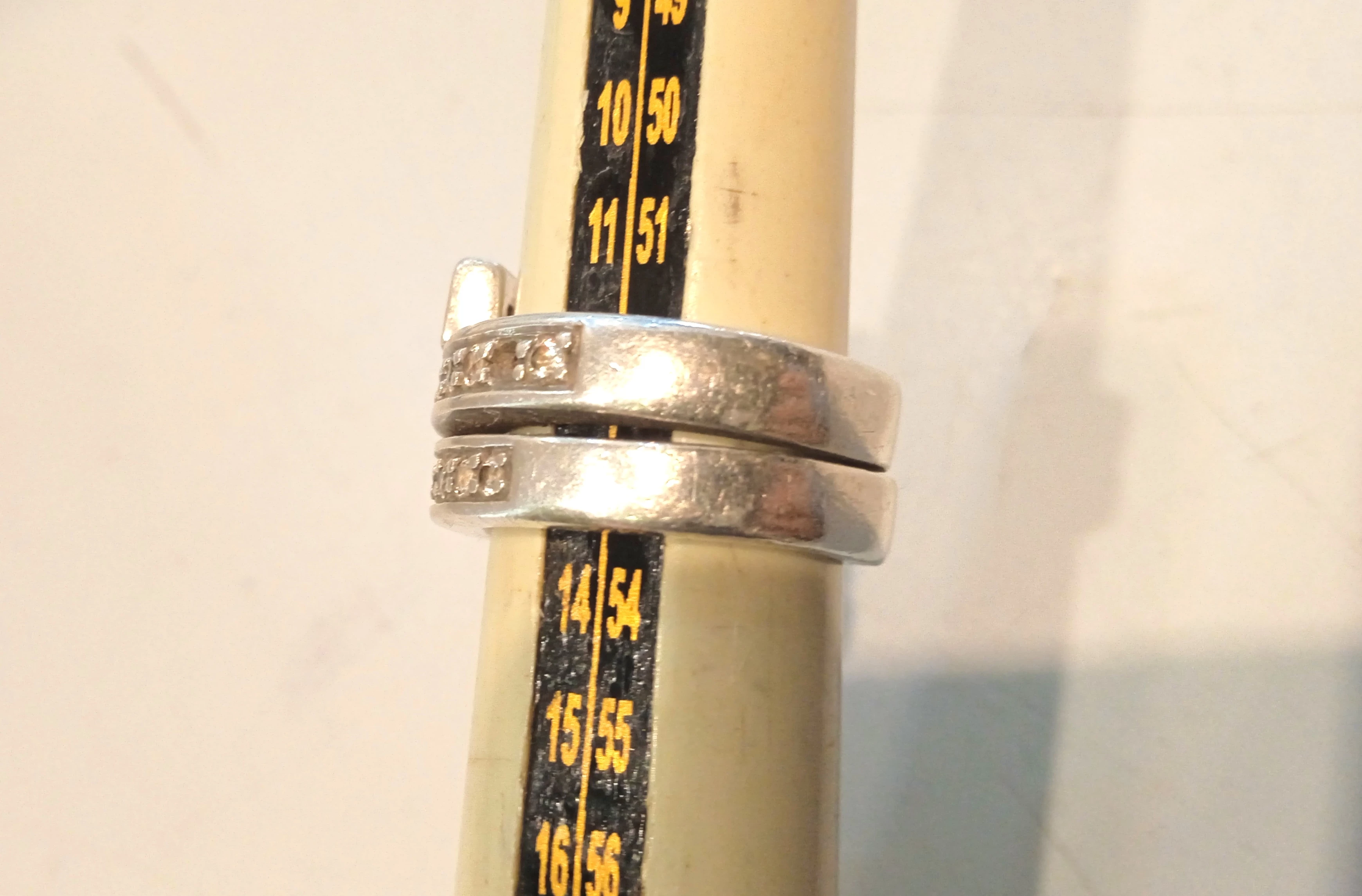 solidny-srebrny-pierscionek-1484gr13-rozmiarsrednica-wew-mm-131667