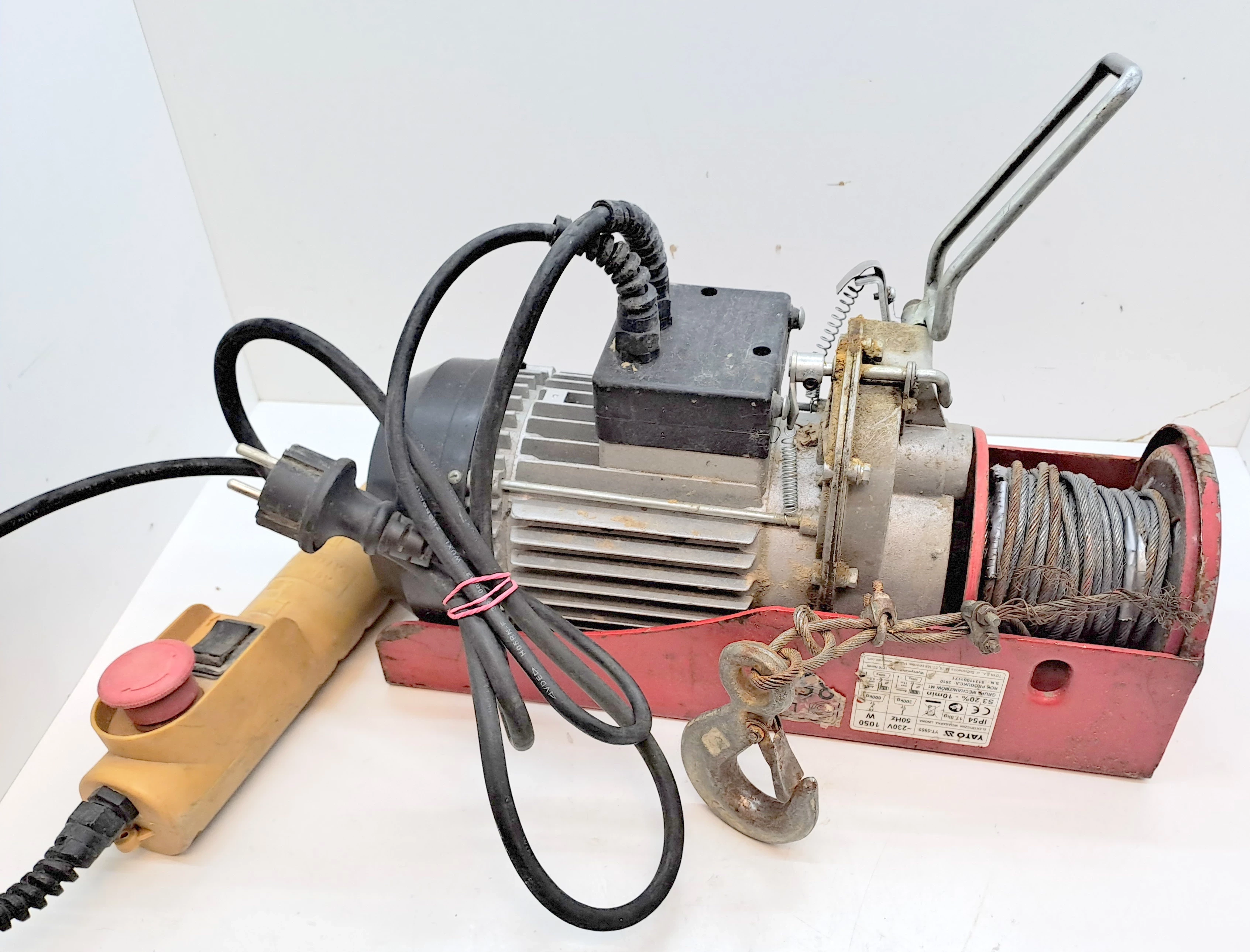 wciagnik-linowy-yato-yt-5905-wysokosc-podnoszenia-11