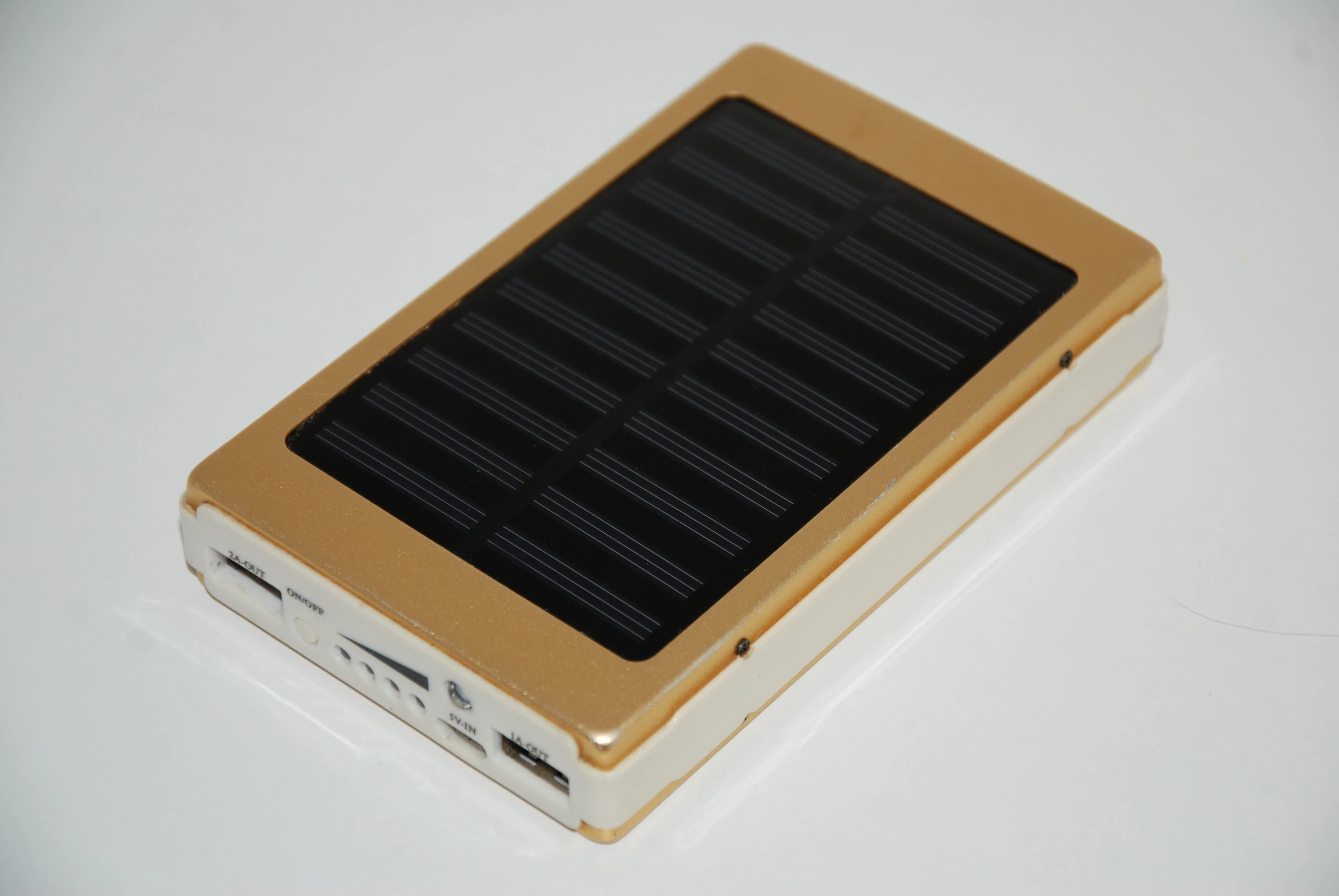 powerbank-solarny-50000mah-pojemnosc-akumulatora-50000