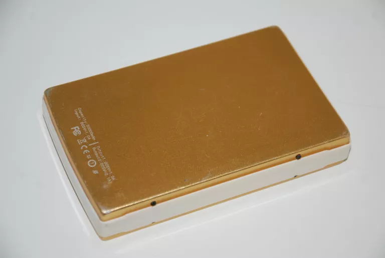 powerbank-solarny-50000mah-kolor-zloty