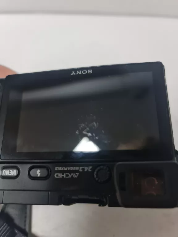 bezlusterkowiec-sony-a6000-etui-lad-kod-producenta-ilc6000lbcec