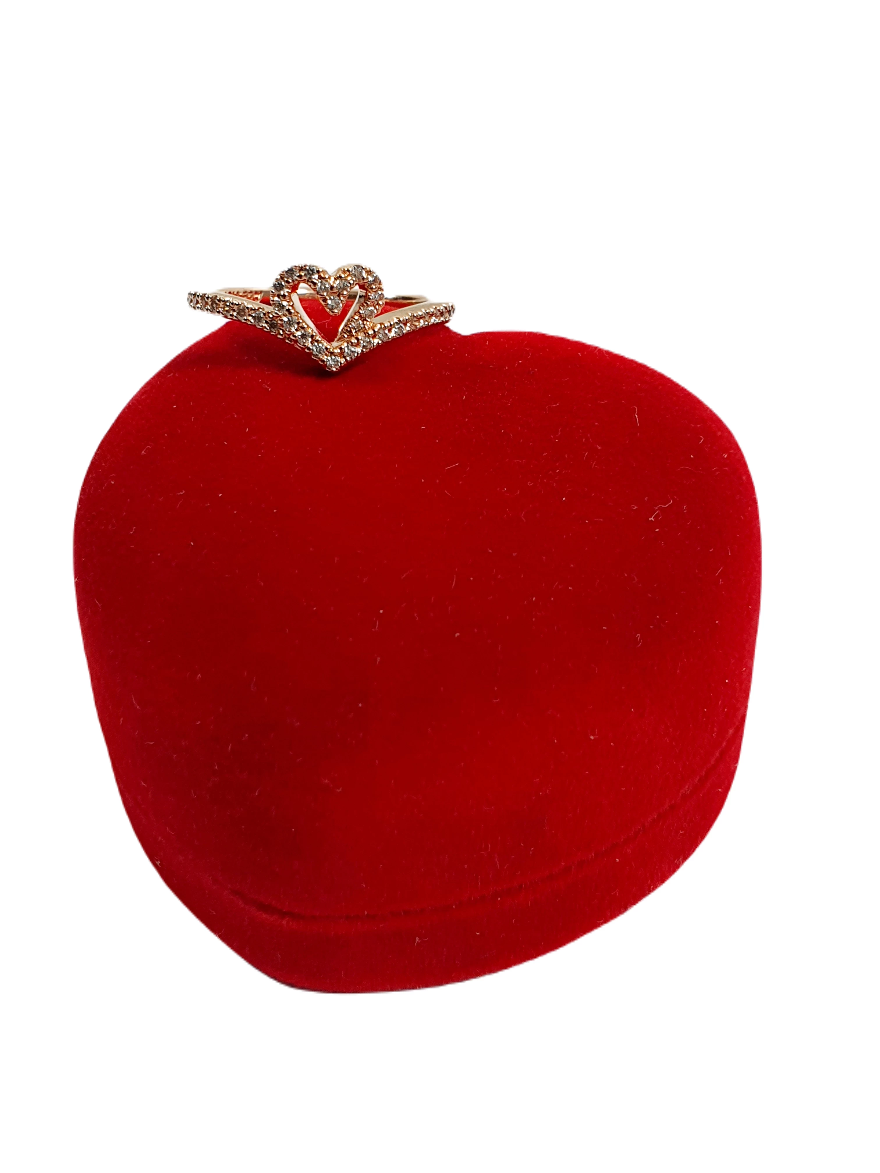 pierscionek-pandora-z-sercem-wishbone-r8-48-rodzaj-klasyczne