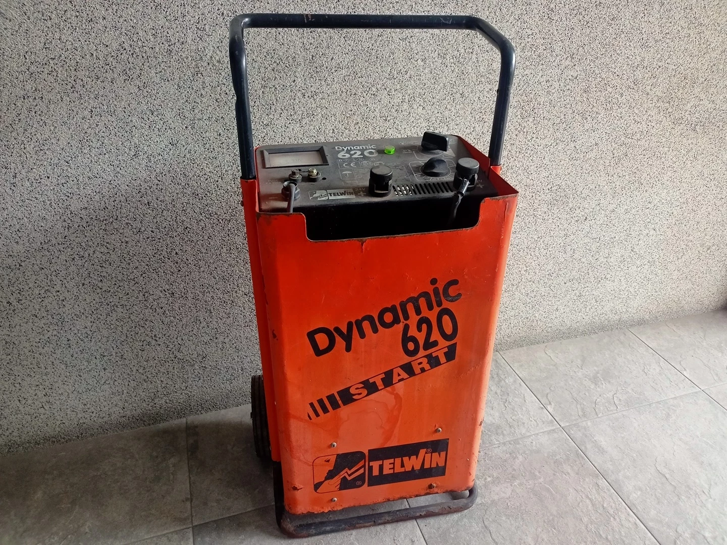 urzadzenie-rozruchowe-telwin-dynamic-620-natezenie-maksymalne-90