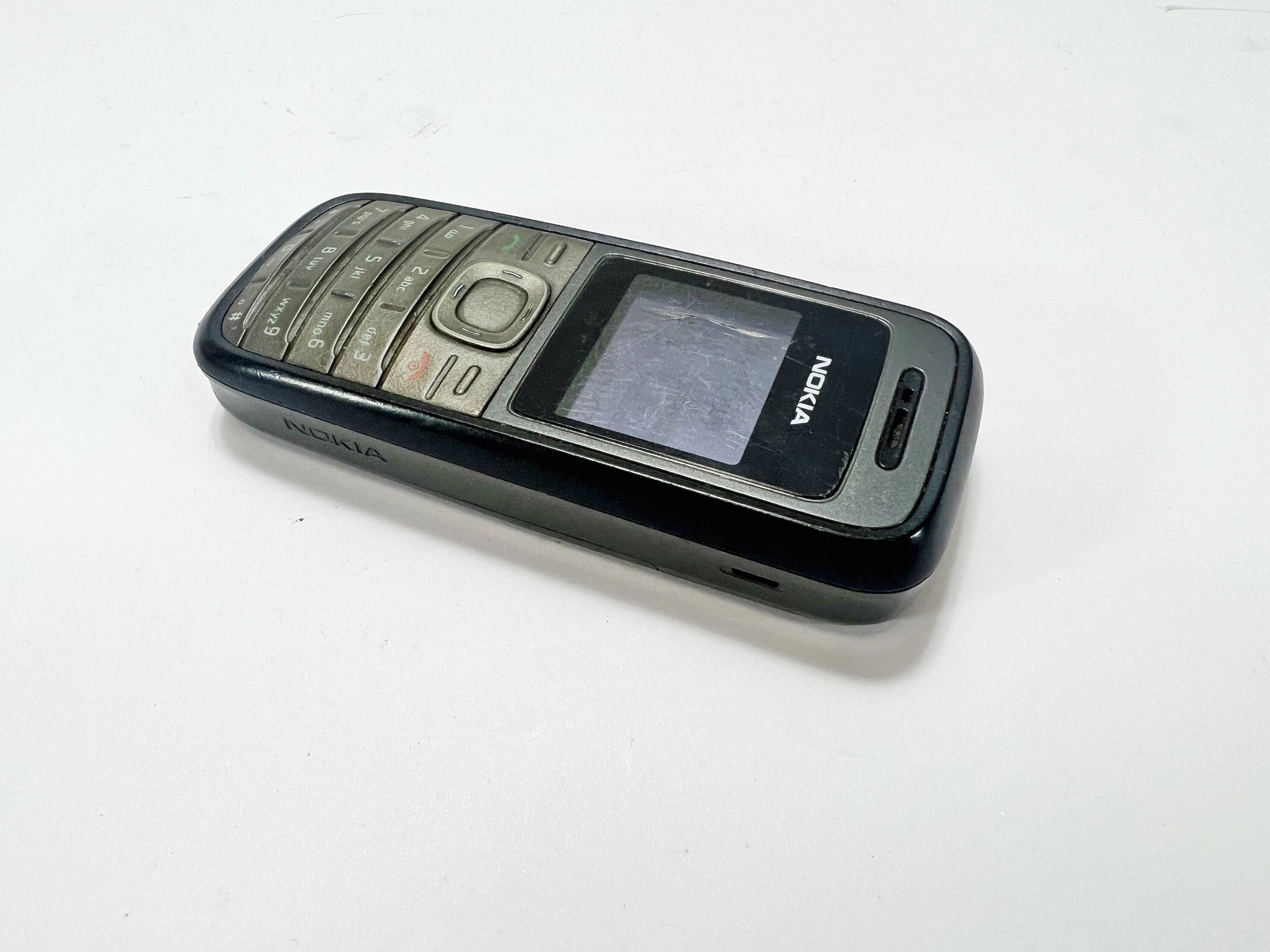 telefon-nokia-1208-rh-105-pekniety-ekran-typ-202685-212933