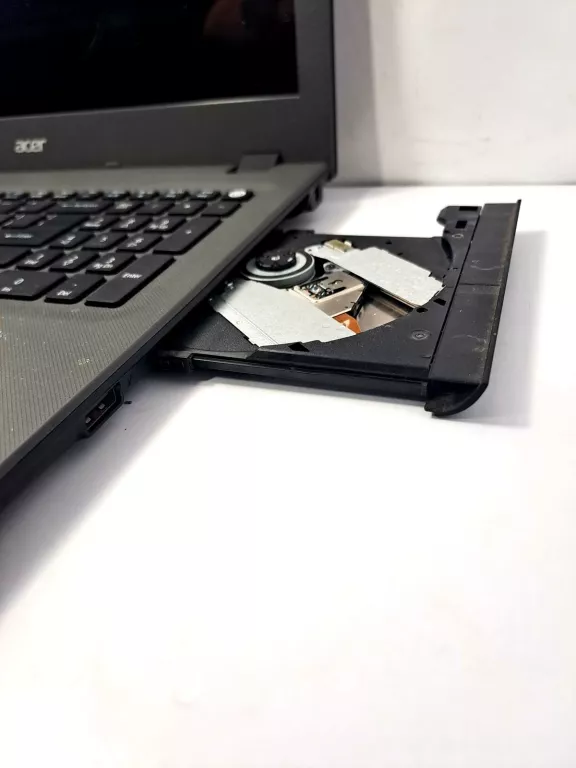 LAPTOP ACER ASPIRE E15 /I3-5005U - 4/500GB