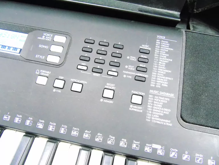 KEYBOARD YAMAHA PSR-E373 + ŁAD + FUTERAŁ