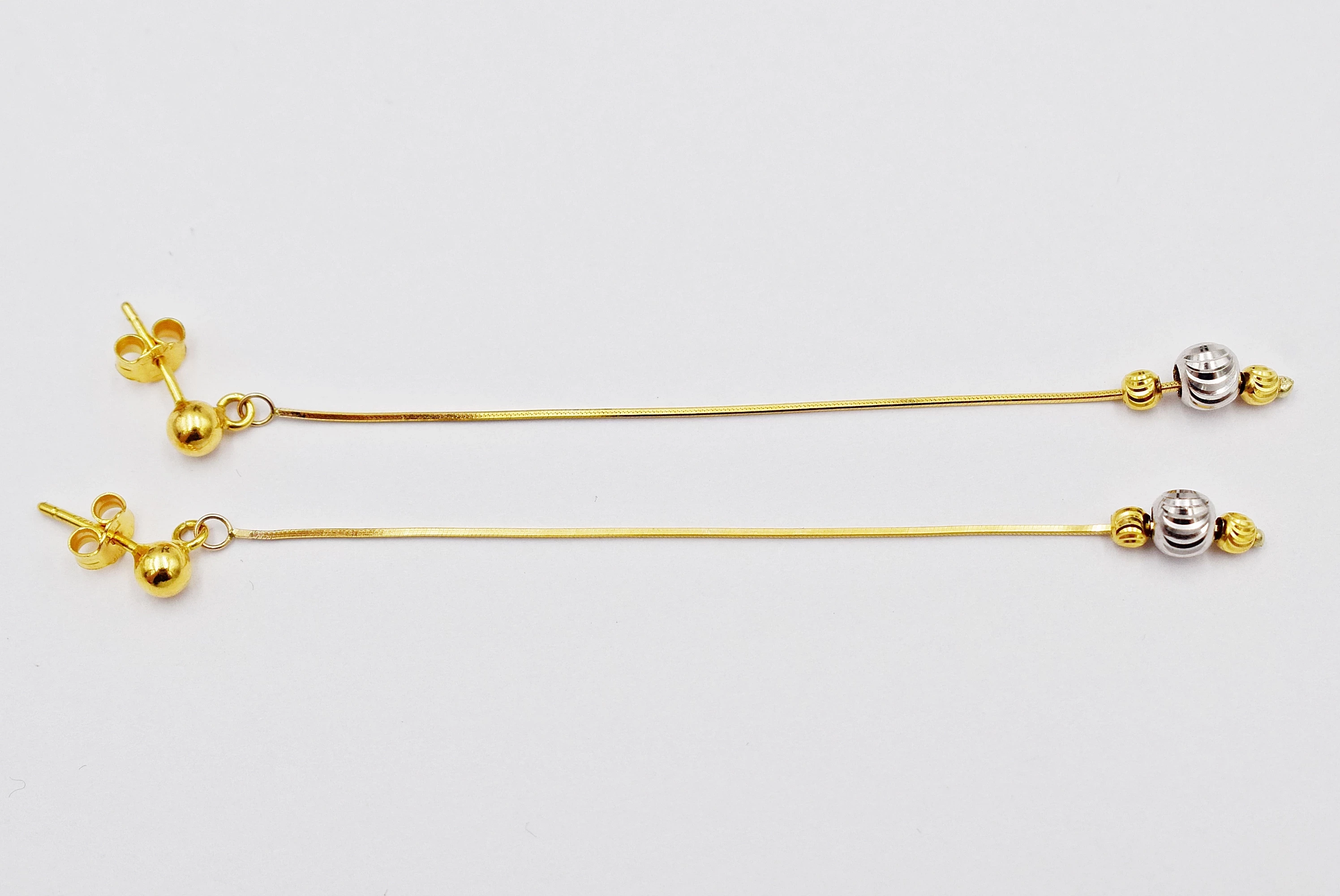 unikatowe-zlote-kolczyki-585-215-sztyft-81cm-stan-11323-2