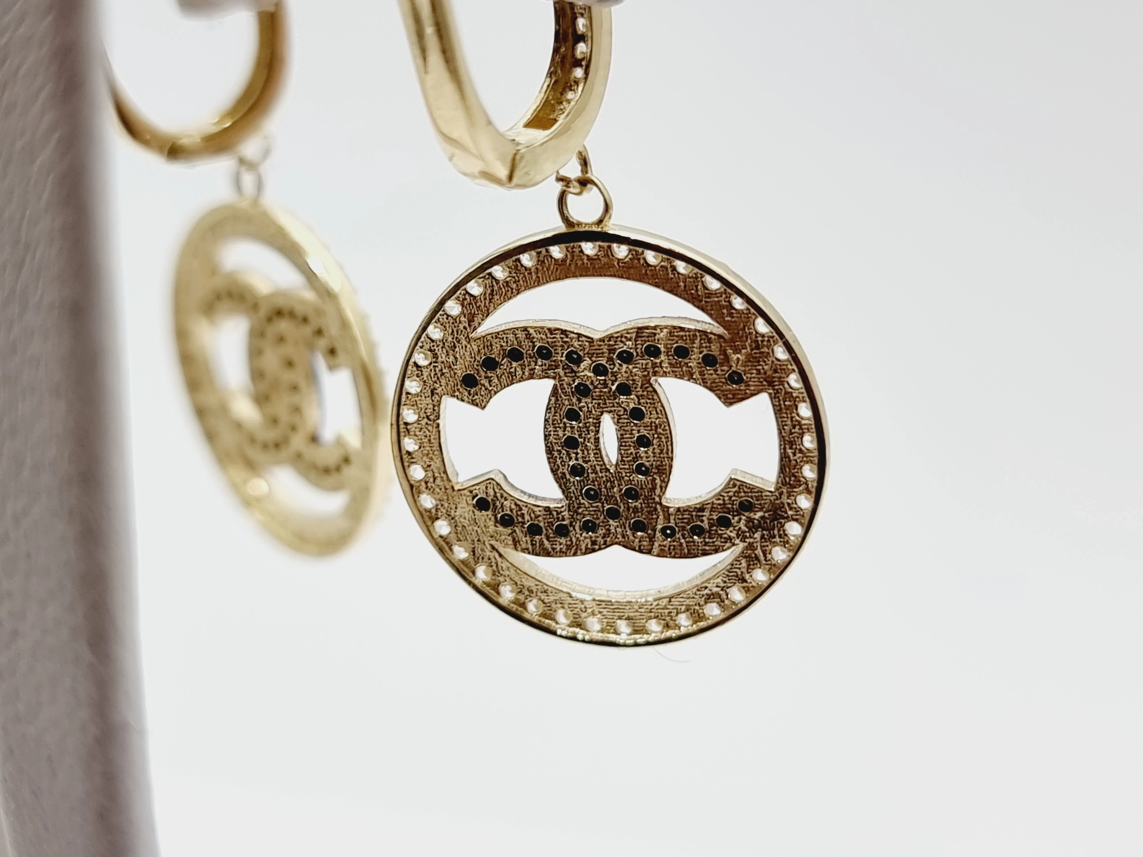 zlote-kolczyki-chanel-585-472g-rodzaj-wyrob-jubilerski