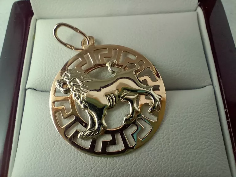 ZŁOTA ZAWIESZKA Z LWEM 1,77GR 585PR