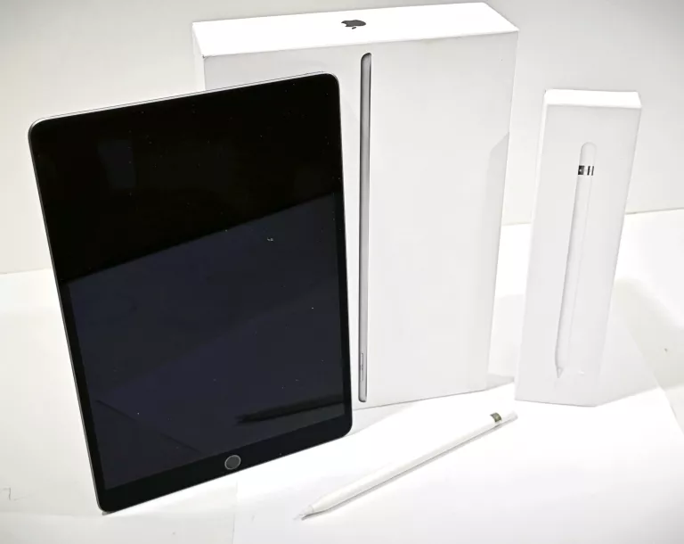 TABLET APPLE IPAD AIR 3 A2152 64GB+ APPLE PENCIL | Urządzenia