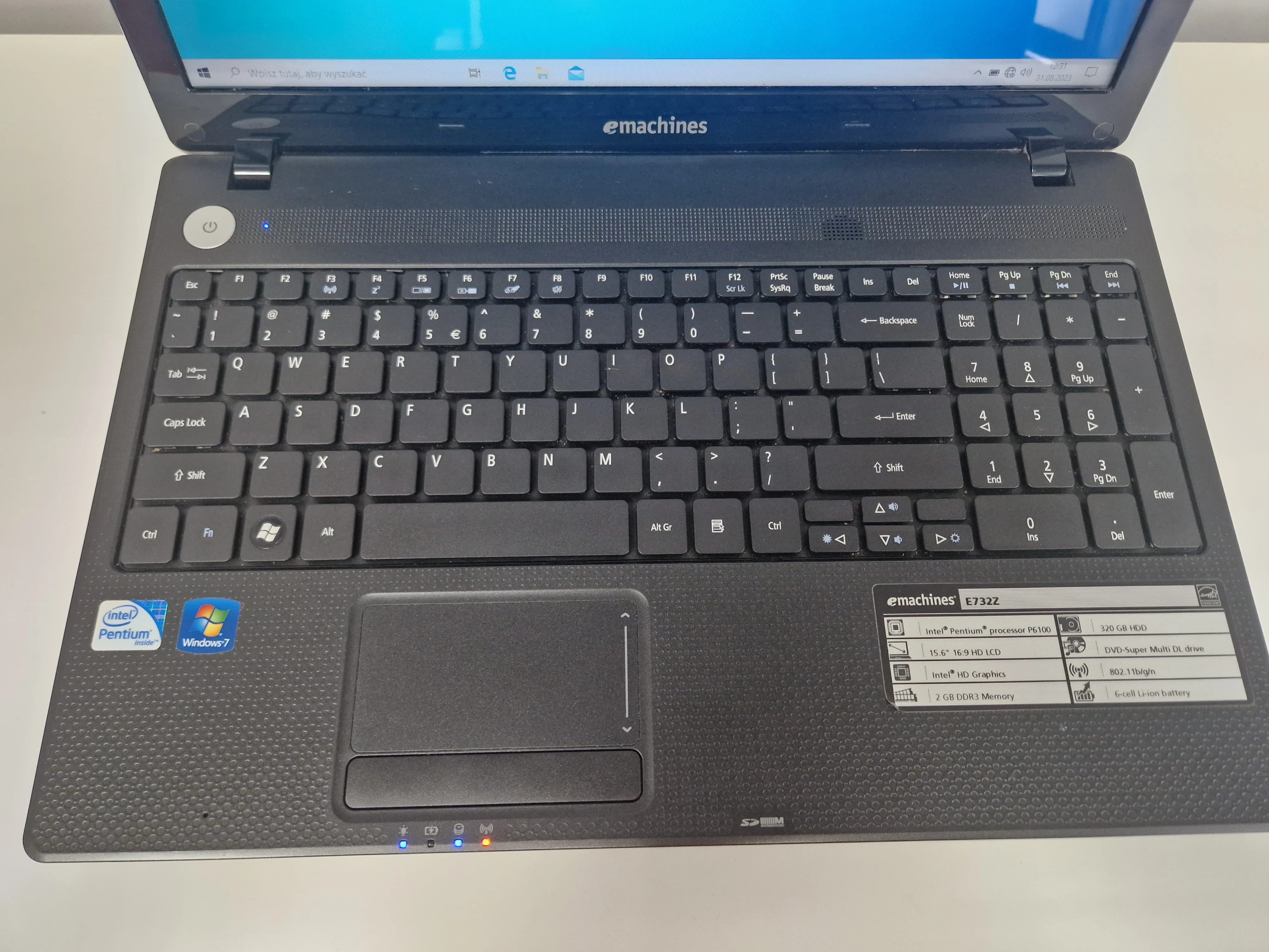 laptop-emachines-e732z-p6100-2320gb-win10-model-e732