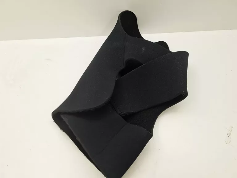 ortezaochraniaczesciagacze-roze-rodzaje-obwod-uda-10