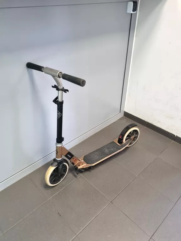 hulajnoga-oxelo-town-5-polecam-osiedle-centrum-d1-krakow