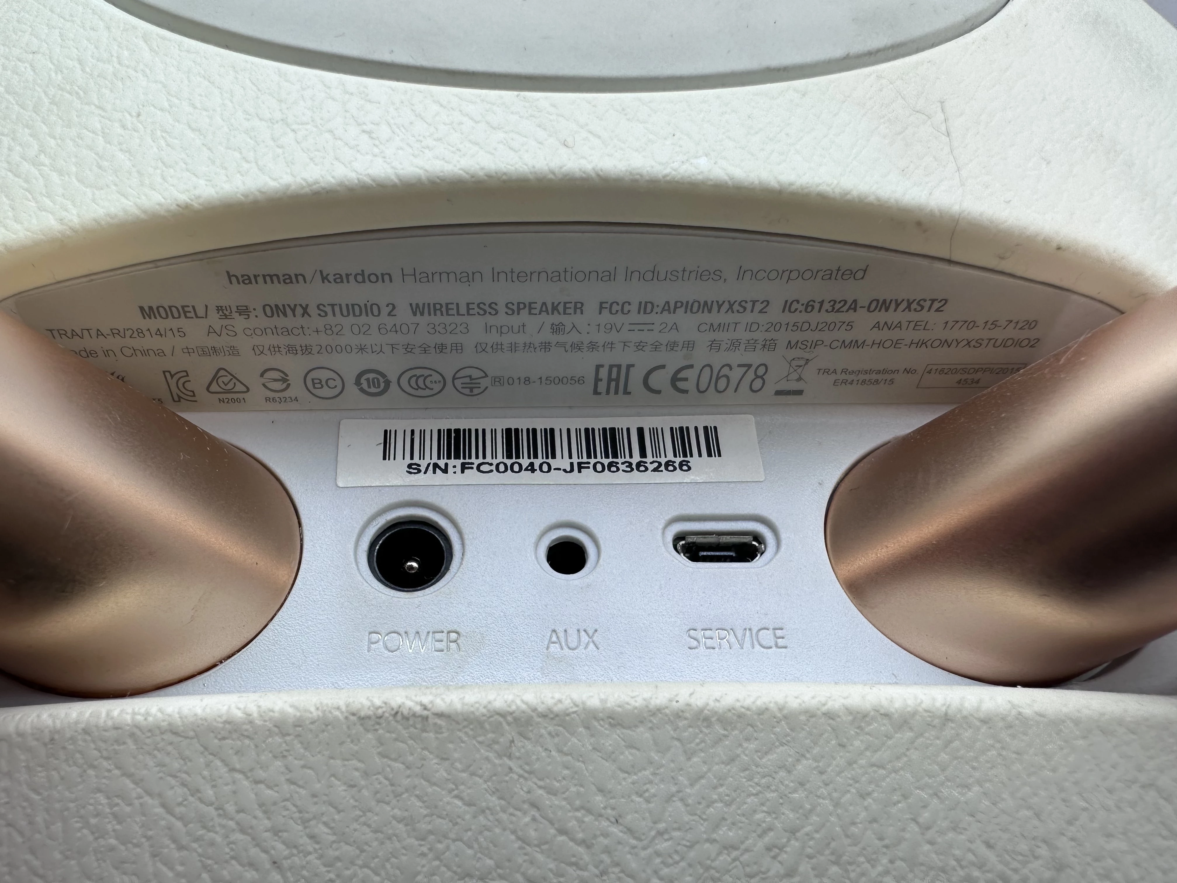 glosnik-harman-kardon-onyx-studio-2-funkcje-odtwarzanie-plikow-audio