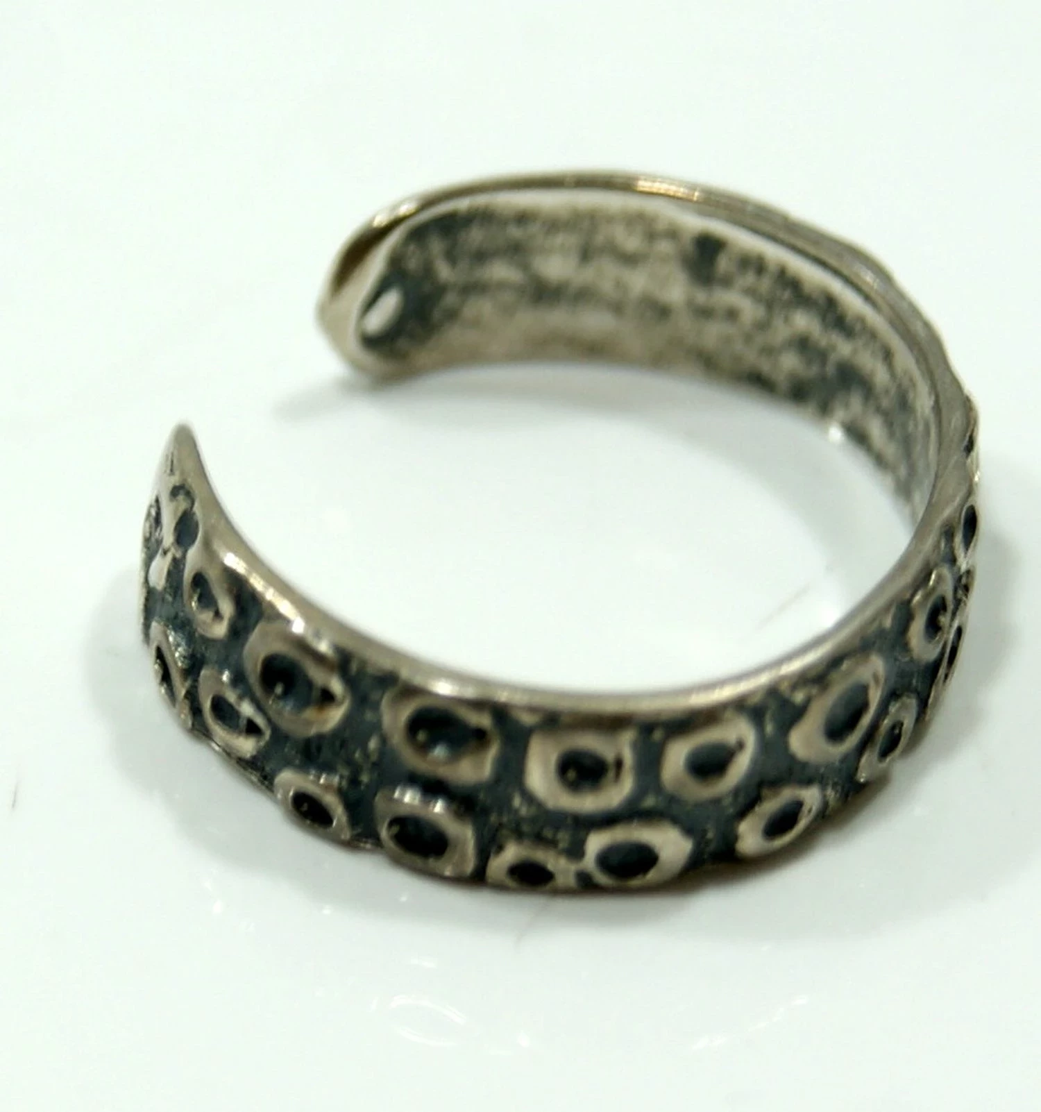 wyjatkowy-srebrny-pierscionek-925-kolor-dominujacy-srebrny