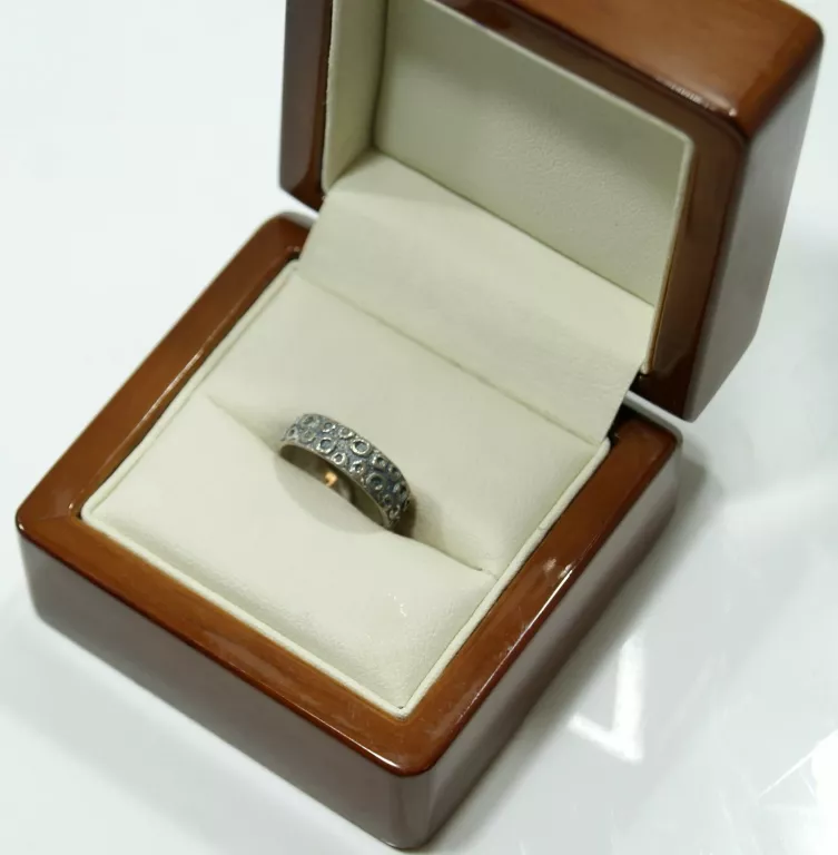 wyjatkowy-srebrny-pierscionek-925-zamkowa-4-ostrzeszow