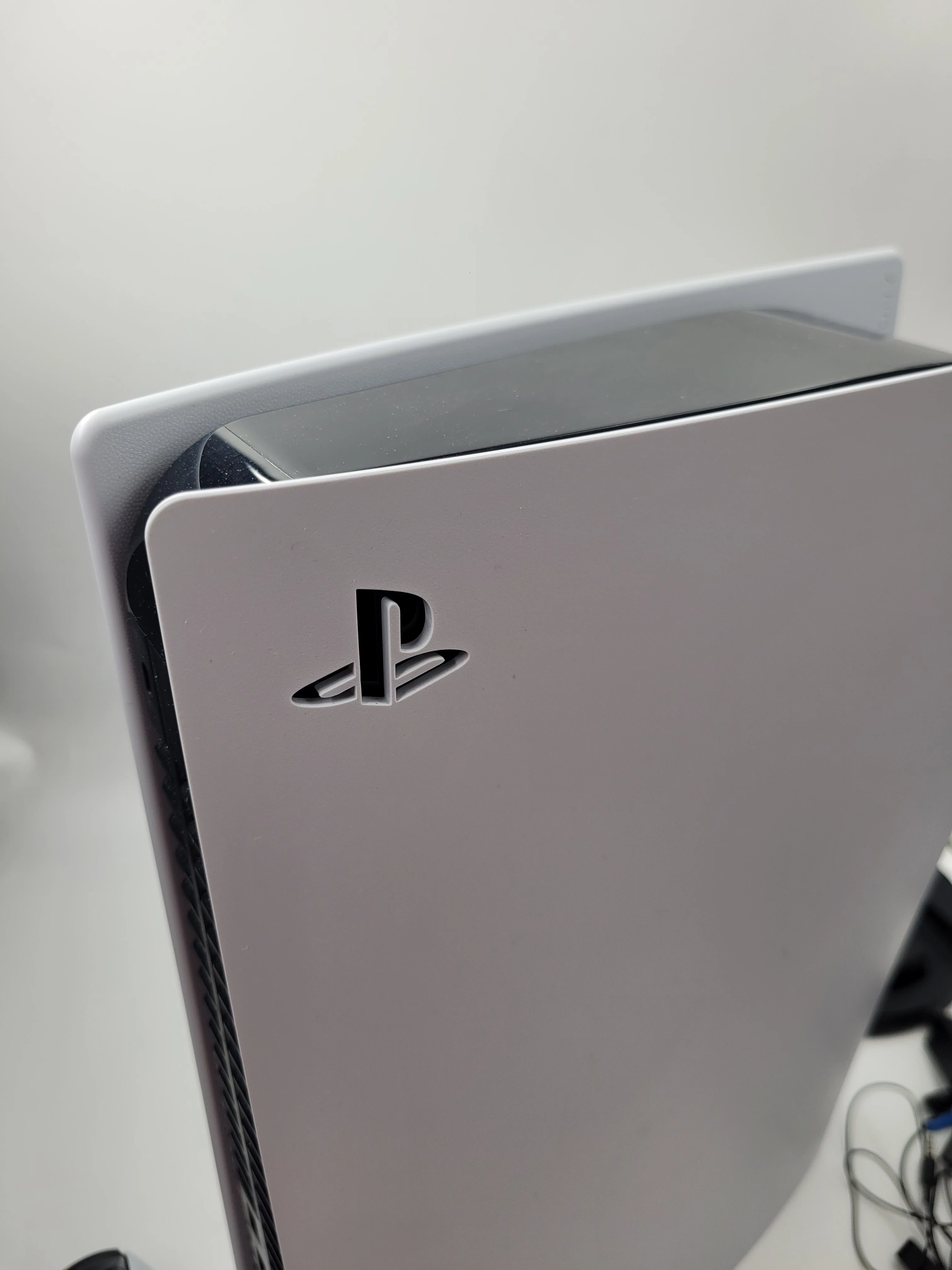 konsola-ps5-zestaw-kod-producenta-cfi-1216a