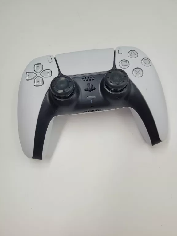 konsola-ps5-zestaw-stan-uzywany