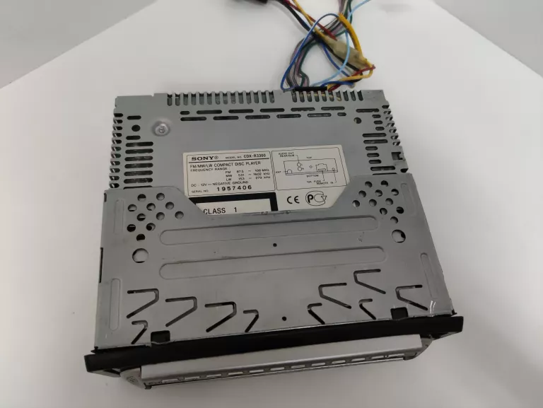 RADIO SONY CDX-R3300