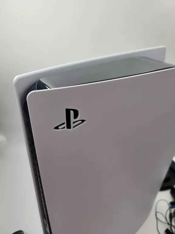 konsola-ps5-zestaw-kod-producenta-cfi-1216a