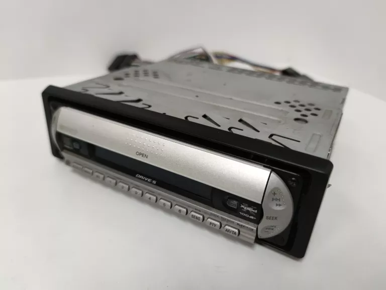 RADIO SONY CDX-R3300