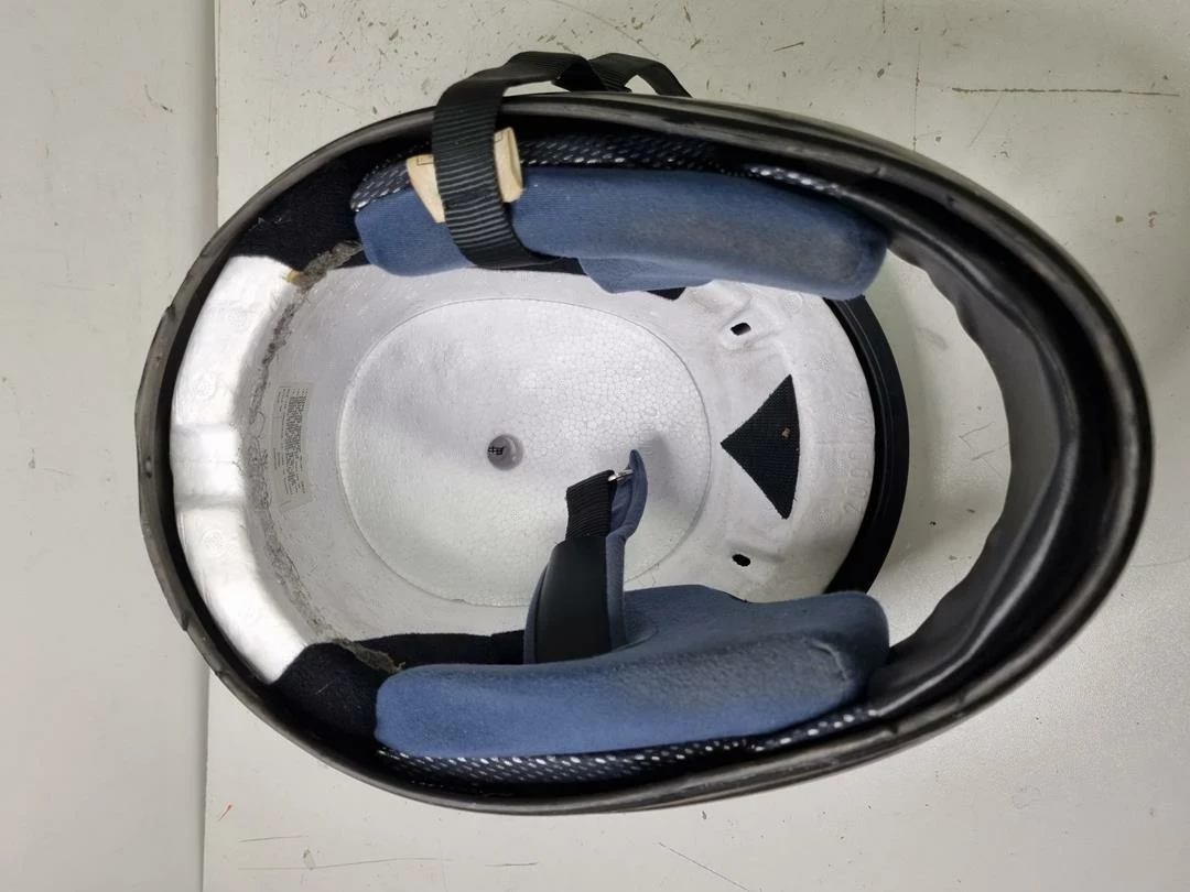 kask-motocyklowy-axo-sport-roz-m-57cm-product-id-66985b1a-85e9-4bc1-832f-a22a9204ff82