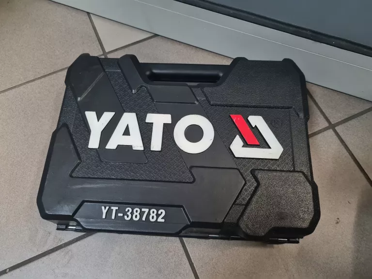 zestaw-kluczy-nasadowych-yato-yt-38782-kod-producenta-yt-38782