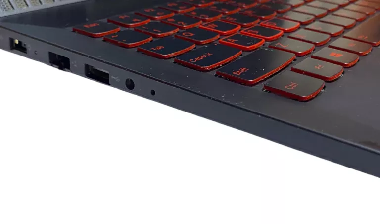 LAPTOP LENOVO LEGION WIN10 / 8GB / 1TB / 4X2,5GHZ