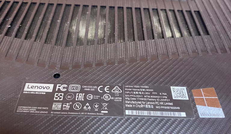 LAPTOP LENOVO LEGION WIN10 / 8GB / 1TB / 4X2,5GHZ