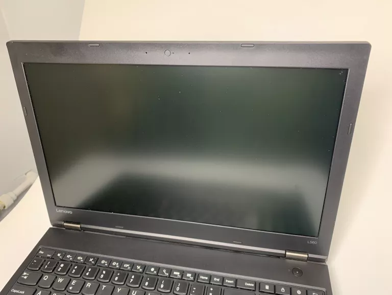 LAPTOP LENOVO THINKPAD L560