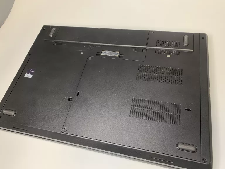 LAPTOP LENOVO THINKPAD L560