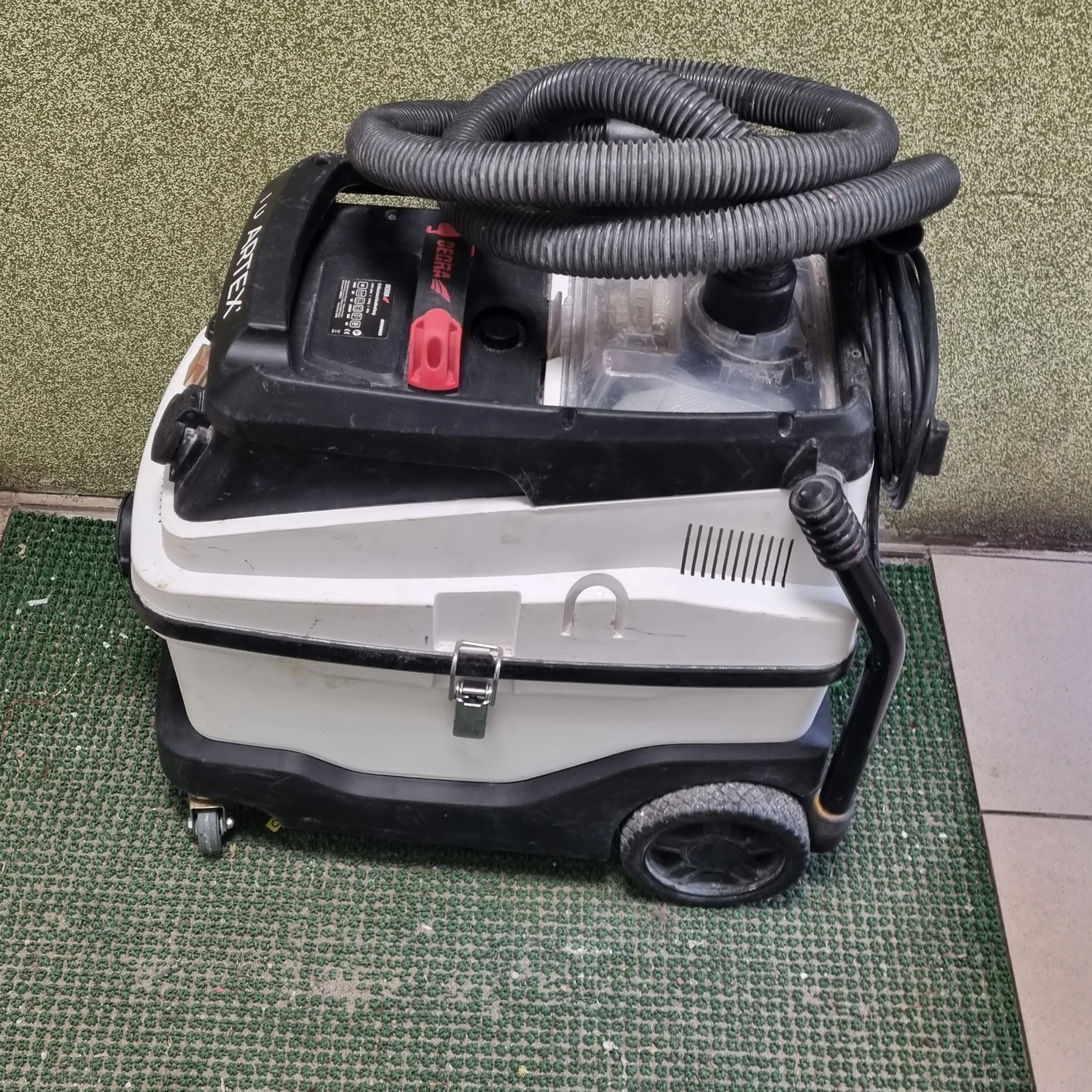 odkurzacz-przemyslowy-dedra-ded6603-marka-dedra