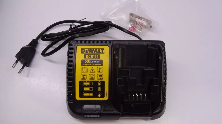 KLUCZ UDAROWY DEWALT DCF894 1/2 4AH ŁAD WALIZKA