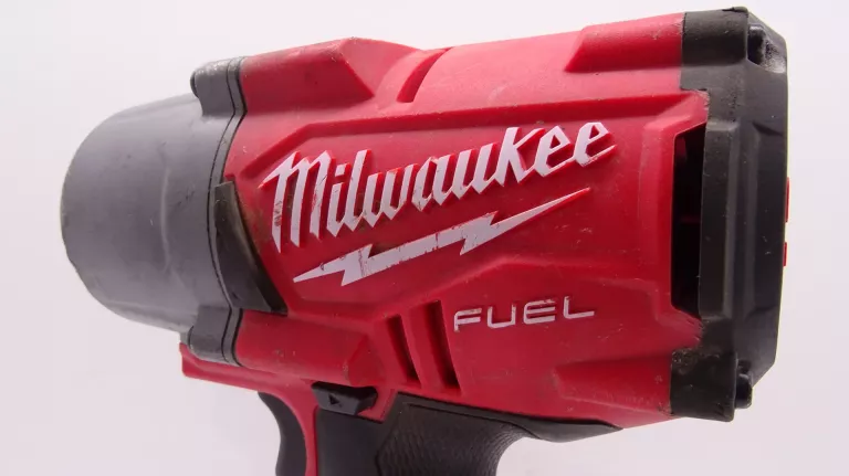 klucz-udarowy-milwaukee-m18-onefhiwf34-aku-8ah-ean-gtin-4058546029029