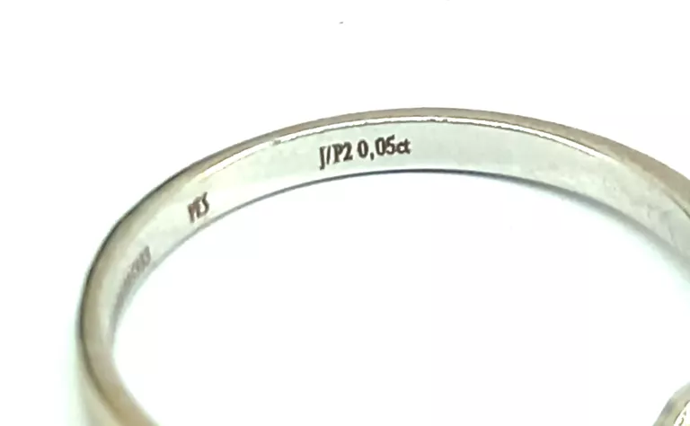 PIERŚCIONEK Z BIAŁEGO ZŁOTA DIAMENT YES 585 1.69G