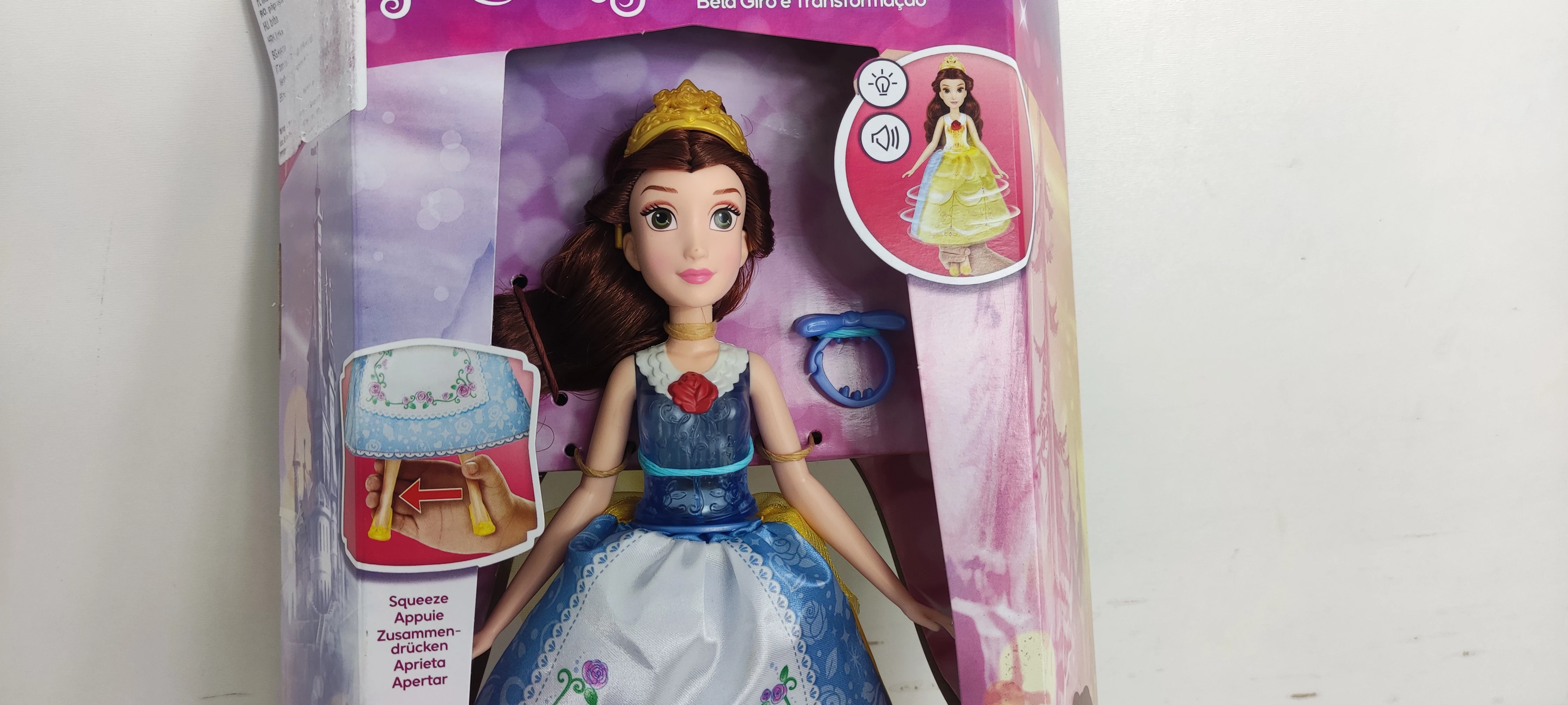 lalka-disney-princess-bella-i-jej-kreacje-f1540-ean-gtin-5906508005101