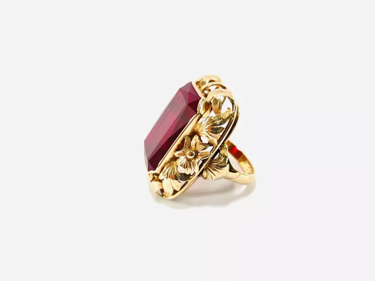 piekny-zloty-pierscionek-z-rubinem-p585-r17-1478g-ean-gtin-4363311208746