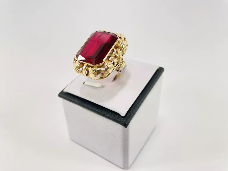 piekny-zloty-pierscionek-z-rubinem-p585-r17-1478g-material-zloto