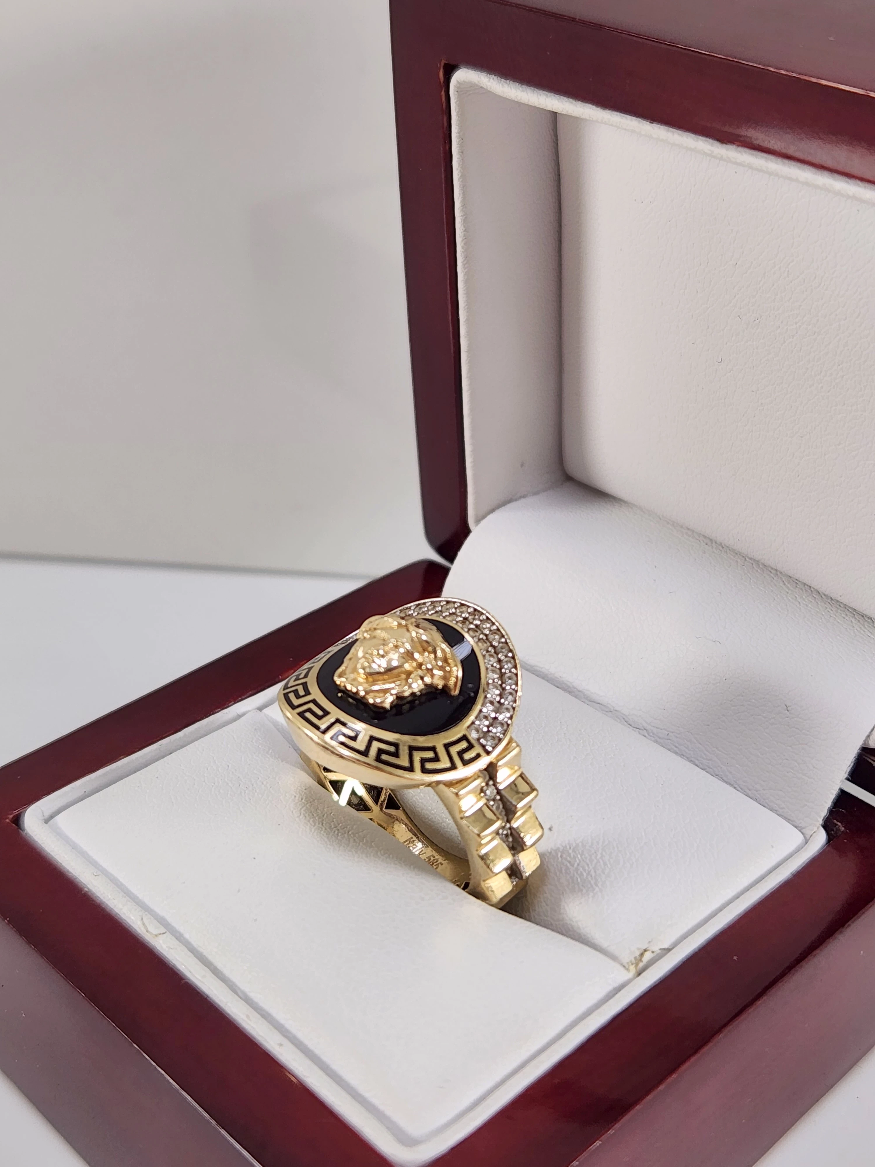 zloty-pierscionek-versace-585-566g-r17-kolor-dominujacy-zloty
