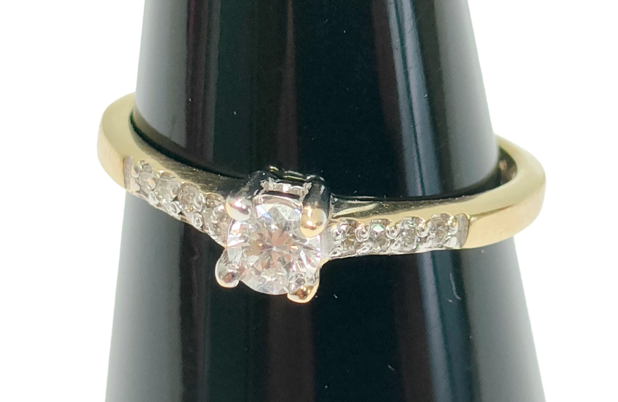 zloty-pierscionek-z-brylantami-182g-585-r10-proba-zlota-206646-228242