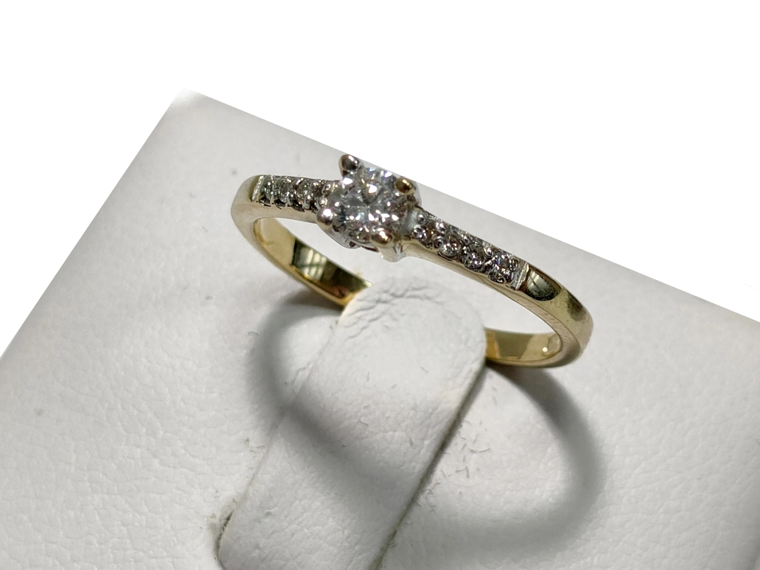 zloty-pierscionek-z-brylantami-182g-585-r10-kamien-17088-8