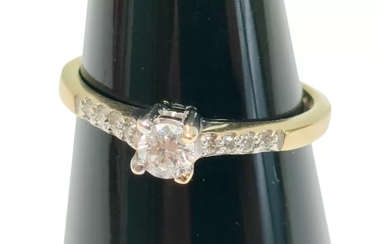 zloty-pierscionek-z-brylantami-182g-585-r10-proba-zlota-206646-228242