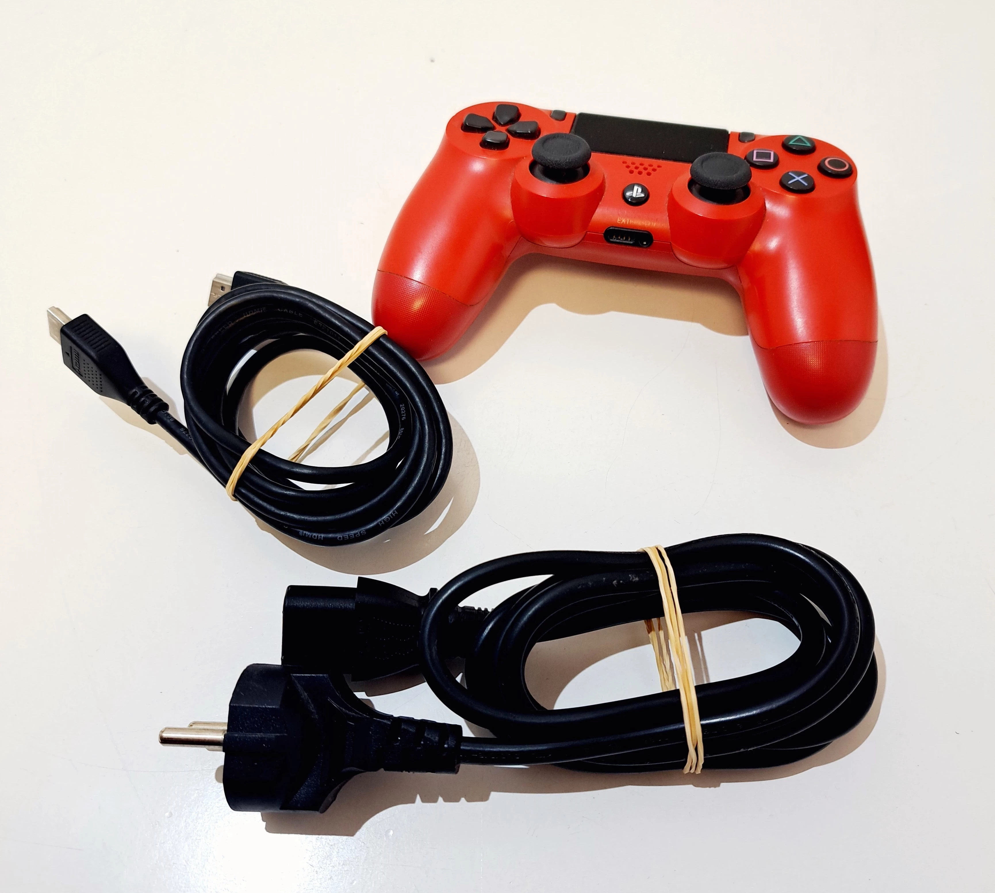 sony-playstation-4-pro-1tb-cuh-7016b-wersja-playstation-4-pro