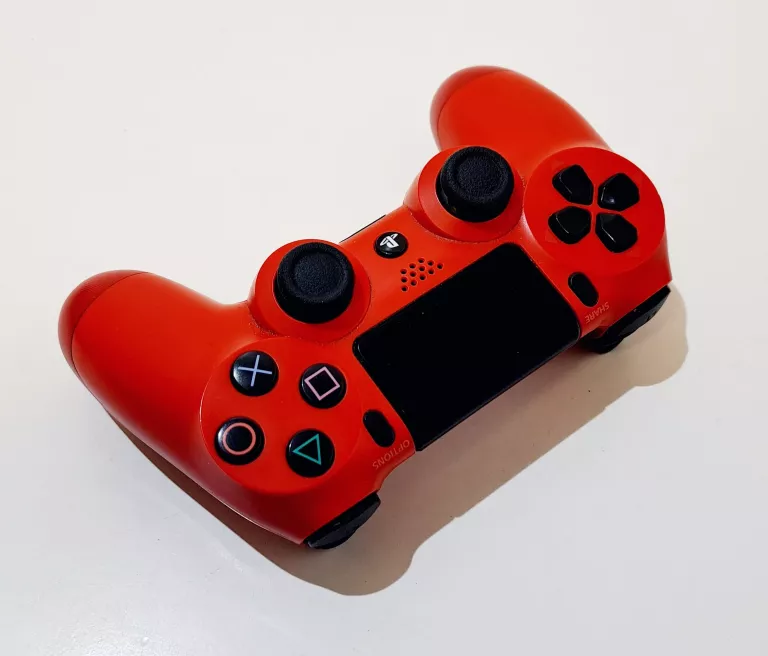 sony-playstation-4-pro-1tb-cuh-7016b-gry-w-zestawie-nie