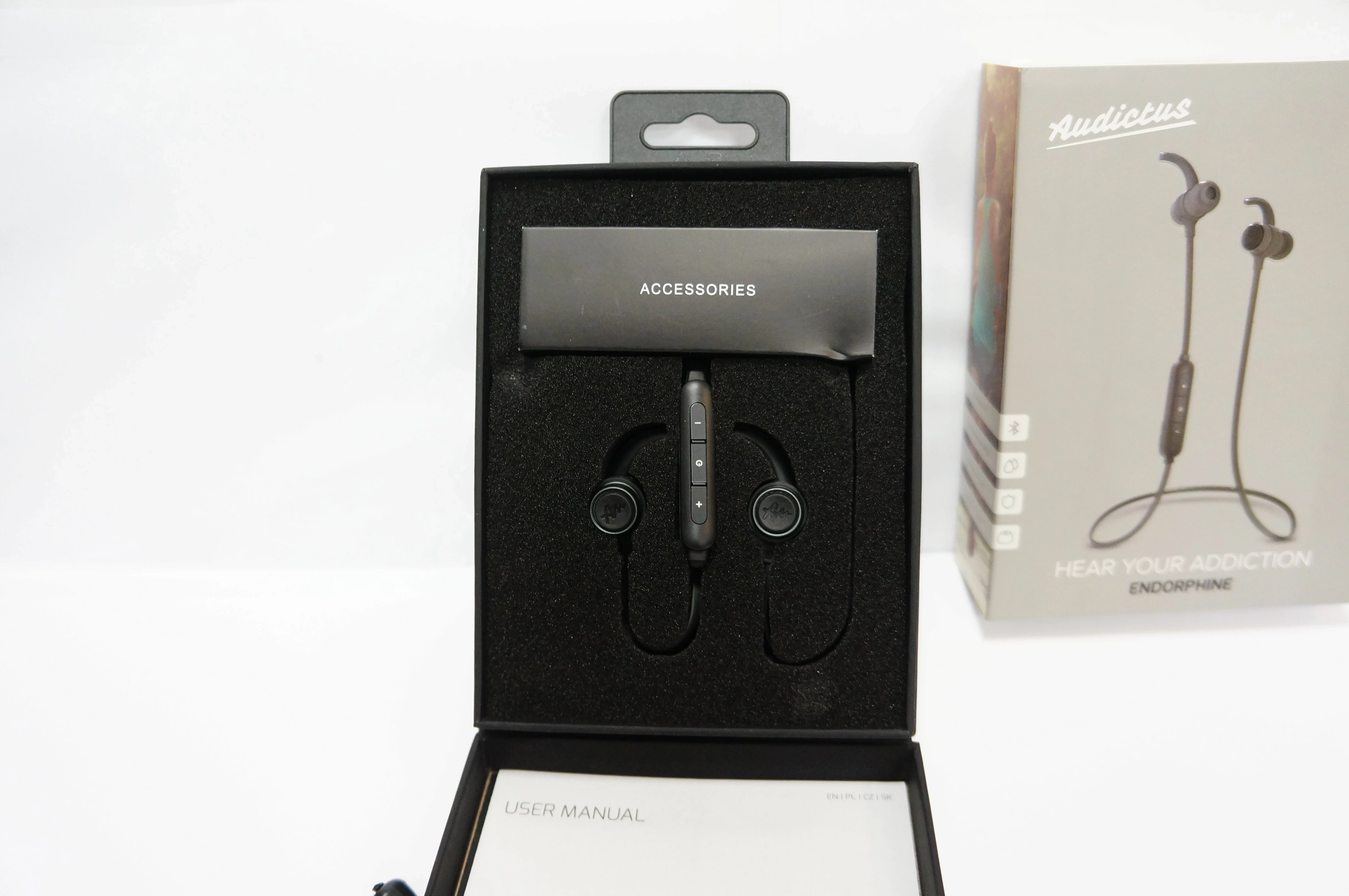 sluchawki-audictus-endorphine-abe-0884-v2-transmisja-sygnalu-bluetooth