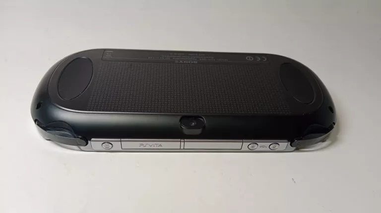 KONSOLA PS VITA PCH-1004 + GRY