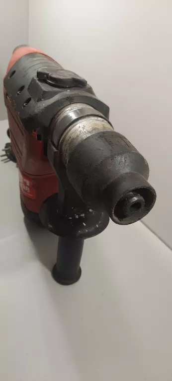MŁOT HILTI TE-38 CZERWONA WALIZKA