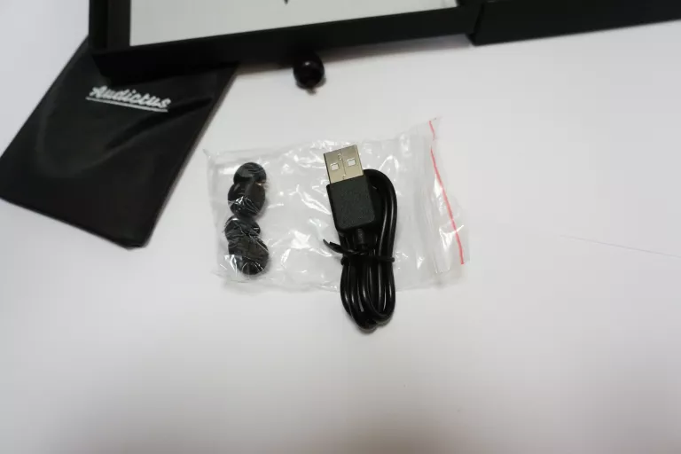 sluchawki-audictus-endorphine-abe-0884-v2-kolor-dominujacy-czarny