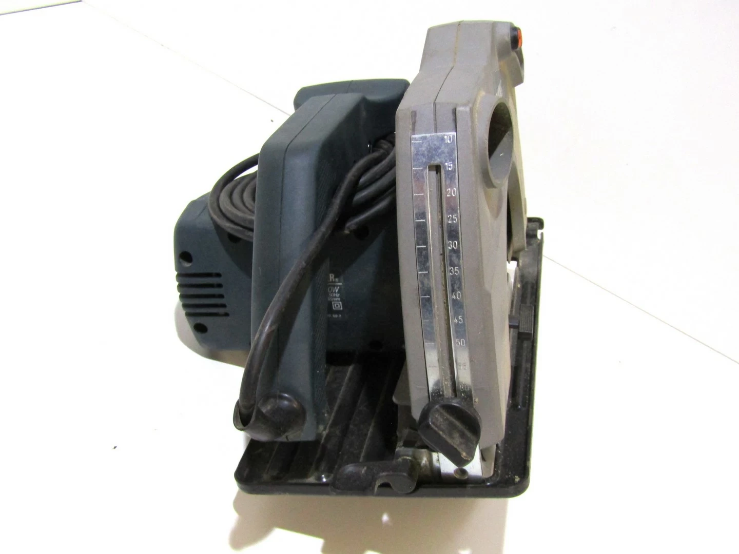 pila-tarczowa-black-decker-ks865n-kufer-kod-producenta-1122