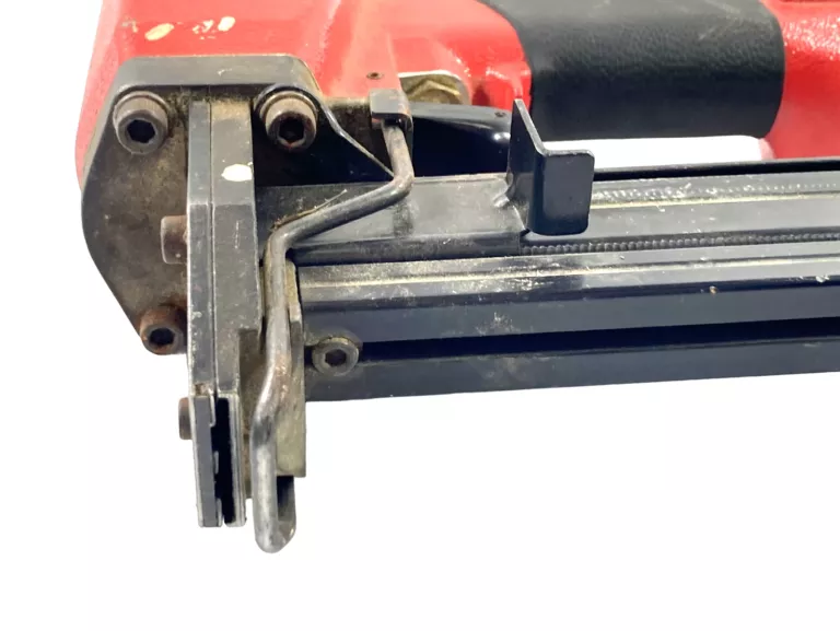 ZSZYWACZ PNEUMATYCZNY HAUBOLD PN 2550 A